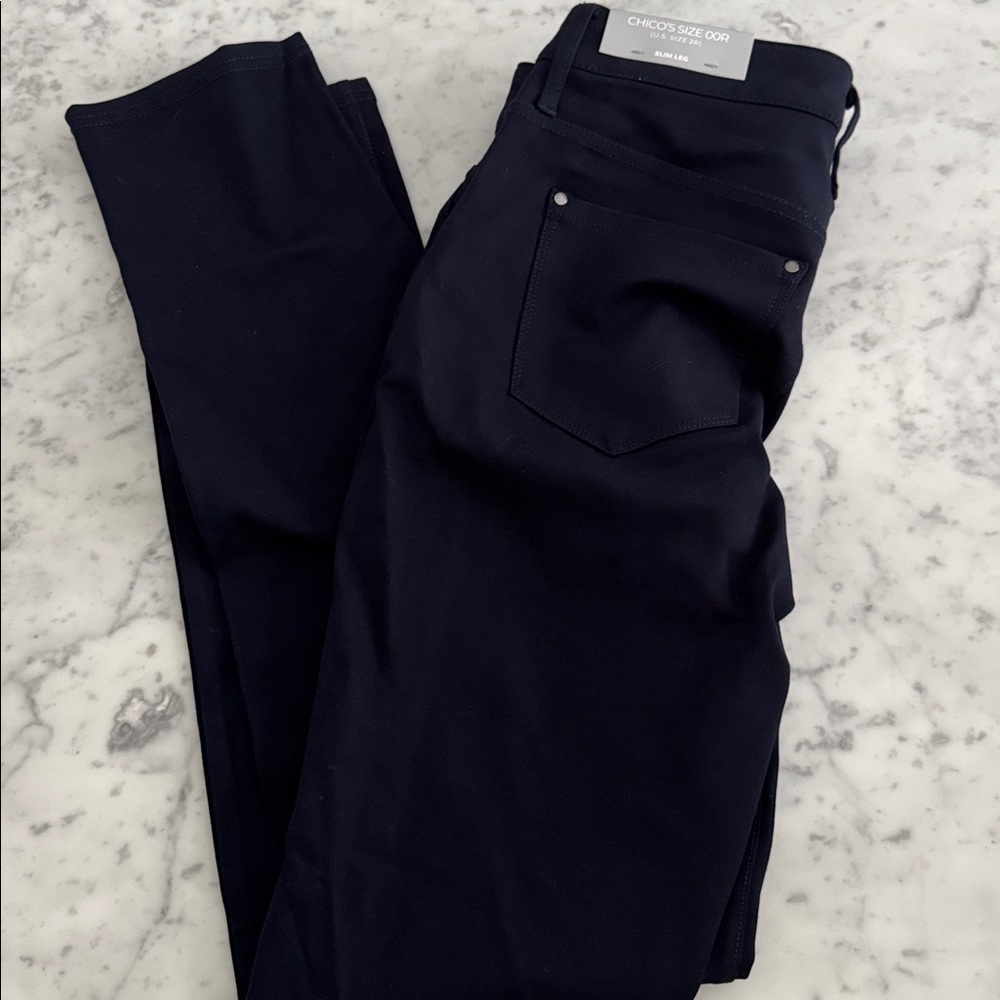 Chico's Navy Slim Leg Straight Leg Pant